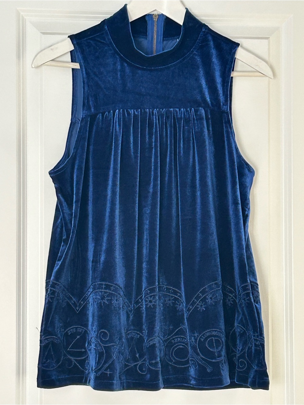 Harry Potter Boxlunch Exclusive Sleeveless Velvet Blouse- M